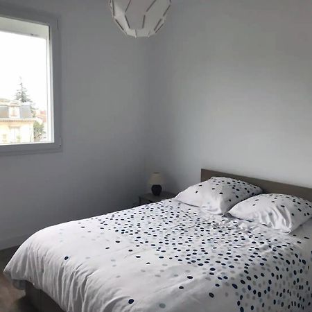Superbe Appartement Proche Bordeaux Pied Du Tram Lormont Luaran gambar